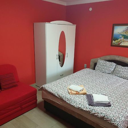 Kolibri 2 Vendeghaz Apartment Morahalom Bagian luar foto
